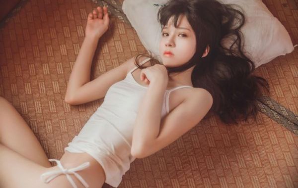 我和闺蜜两口子玩4p